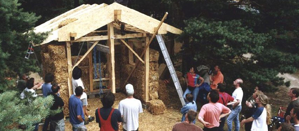 Straw Bale Housing In The Sieben Linden Ecovillage World Habitat